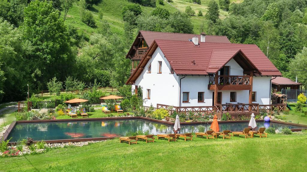 Gallery Of Mountains Holiday Home ยาซินยา ภายนอก รูปภาพ