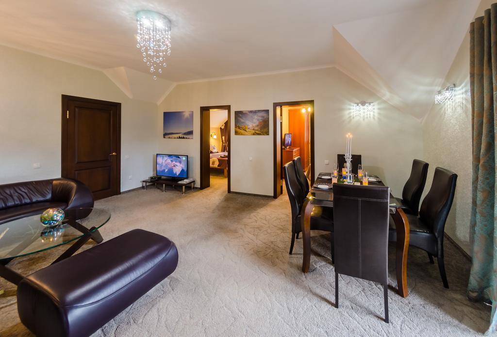 Gallery Of Mountains Holiday Home ยาซินยา ห้อง รูปภาพ