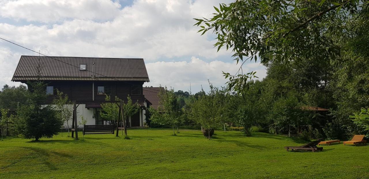 Gallery Of Mountains Holiday Home ยาซินยา ภายนอก รูปภาพ