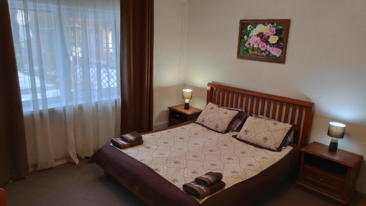 Gallery Of Mountains Holiday Home ยาซินยา ภายนอก รูปภาพ