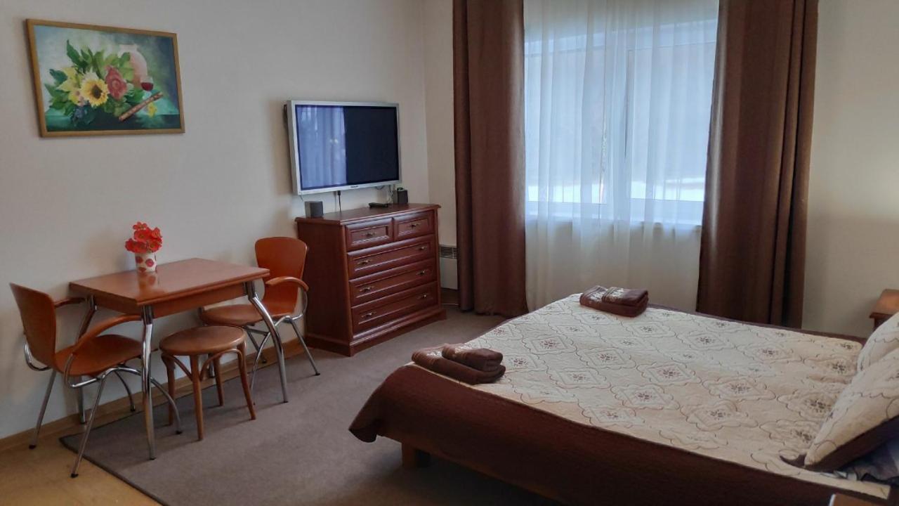 Gallery Of Mountains Holiday Home ยาซินยา ภายนอก รูปภาพ