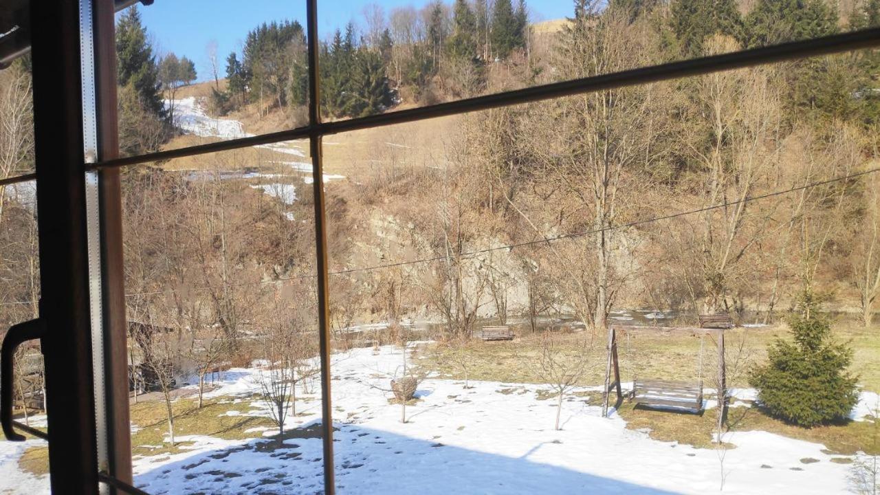 Gallery Of Mountains Holiday Home ยาซินยา ภายนอก รูปภาพ